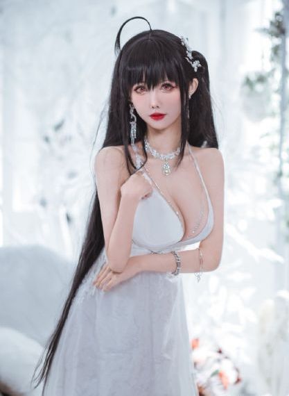 18岁性感女王的性丑闻_超清高清视频观看